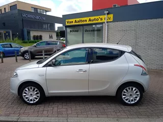 Lancia Ypsilon 1.2 Platinum NL AUTO   INCL NIEUWE APK, AFLEVERINGS BEURT EN BOVAG GARANTIE   4 CIL 1.2