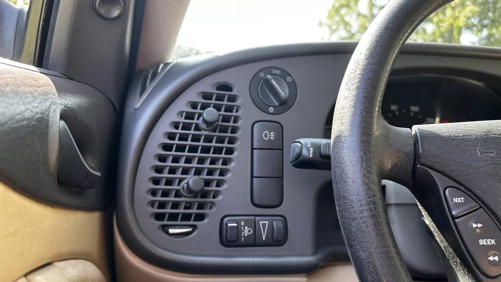 Saab 9-3 2.0 S - Airco - 2e eigenaar! Saab 9-3 2.0 S - Airco - 2e eigenaar!