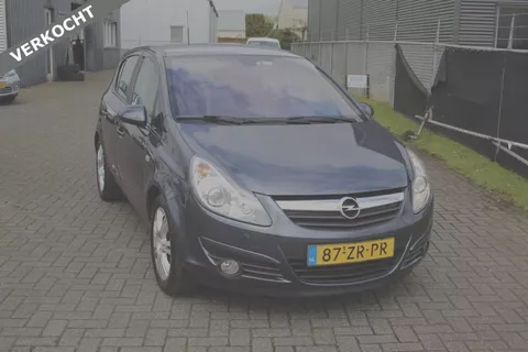Opel Corsa 1.2-16V Cosmo Autom deleronderh AC ! VERKOCHT