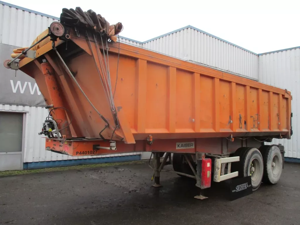 Kaiser 2 axle , steel tipper trailer , spring suspension , drum brakes