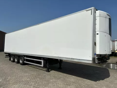 Montracon Thermo King SLX 200 e ,BPW drumbrakes,  247 width, 260 cm height, Lateral door, Trennwand Sliding seperation wall