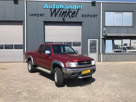 Toyota Hilux 2.5 D4-D 100 EXTRA CABINE 4WD SR5