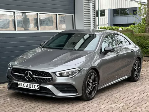 Mercedes-Benz CLA 220D SFEERVERLI/LED/AMG-LINE
