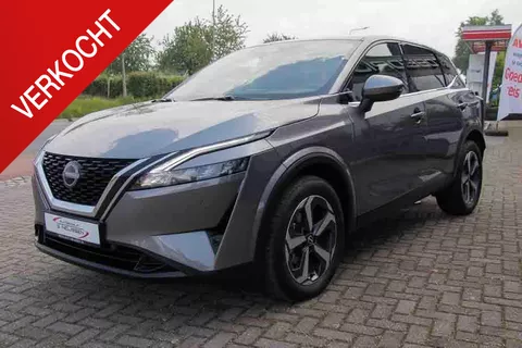 Nissan Qashqai 1.3 MHEV Xtronic N-Connecta