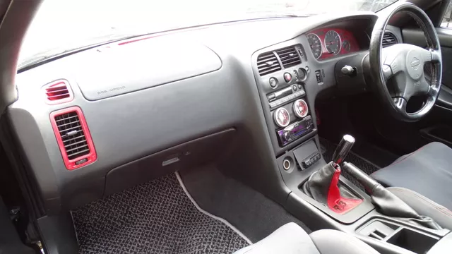 1996 Nissan Skyline JDM car for sale — photo 8 of 24