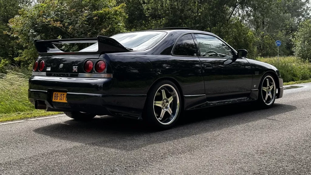 Nissan Skyline R33 GTS-T RB25DET 421 PK Nissan Skyline R33 GTS-T RB25DET 421 PK