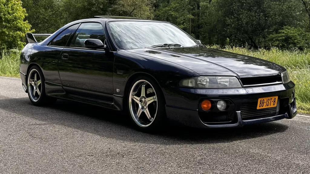 Nissan Skyline R33 GTS-T RB25DET 421 PK Nissan Skyline R33 GTS-T RB25DET 421 PK