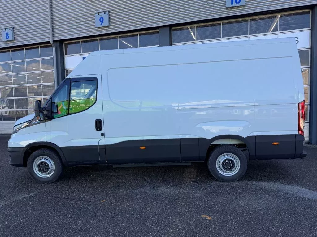 Iveco Daily Electric 38S14V 74Kw L3 H2 Iveco Daily Electric 38S14V 74Kw L3 H2