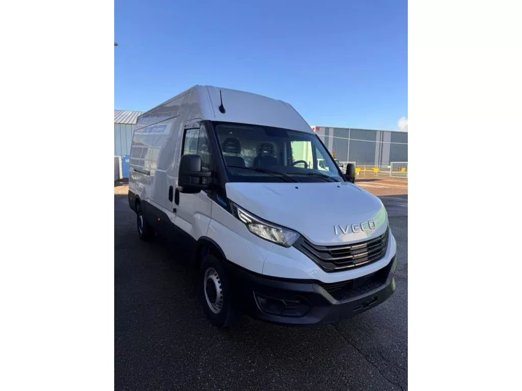 Iveco Daily Electric 38S14V 74Kw L3 H2 Iveco Daily Electric 38S14V 74Kw L3 H2
