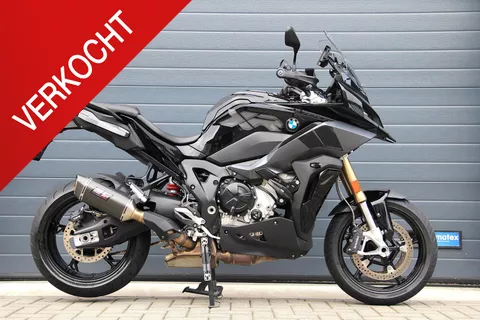 BMW S 1000 XR Triple Black | Quickshifter | Vol LED | Bomvol BMW S 1000 XR Triple Black | Quickshifter | Vol LED | Bomvol
