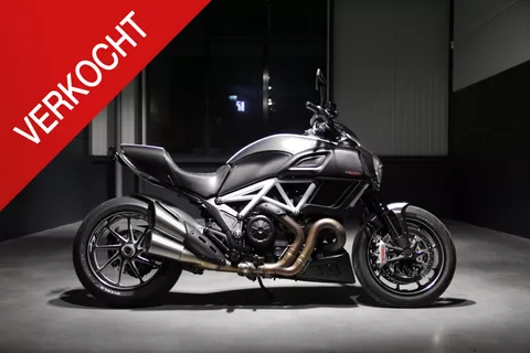 Ducati Diavel Carbon Special | Performance Ducati Diavel Carbon Special | Performance