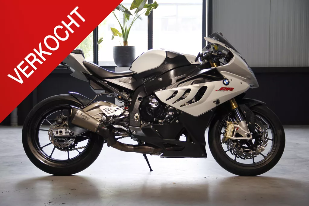 BMW S 1000 RR Nieuwstaat | Volledige Onderhoudshistorie | Akrapovic | Bomvol Performance Parts
