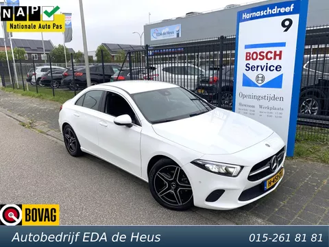 Mercedes-Benz A200 Limousine 163pk 7G DCT-aut. Launch Edition AMG NL-auto met o.a. 18&quot;, wide-screen dash, camera, LED, navi, CarPlay, etc., etc.