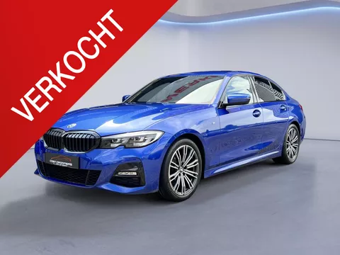 BMW 3-serie 320i High Executive M-Sport /Apple Carplay/Ambiance verlichting/Cruise&amp;Clima Control/Leder-Alcantara/Park Sens V+A/Keyless/DAB+(MET GARANTIE*)