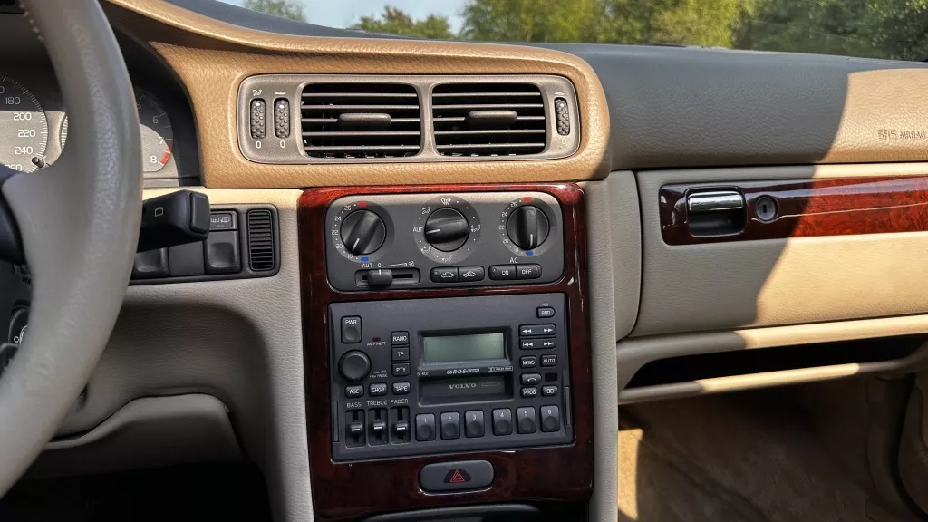 Volvo V70 2.5 - 54000 KM - NETTE STAAT **** Volvo V70 2.5 - 54000 KM - NETTE STAAT ****