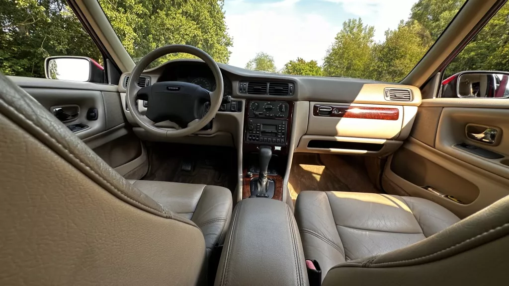 Volvo V70 2.5 - 54000 KM - NETTE STAAT **** Volvo V70 2.5 - 54000 KM - NETTE STAAT ****