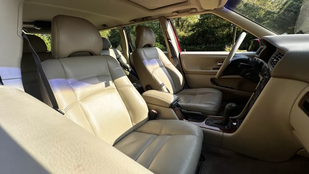 Volvo V70 2.5 - 54000 KM - NETTE STAAT **** Volvo V70 2.5 - 54000 KM - NETTE STAAT ****