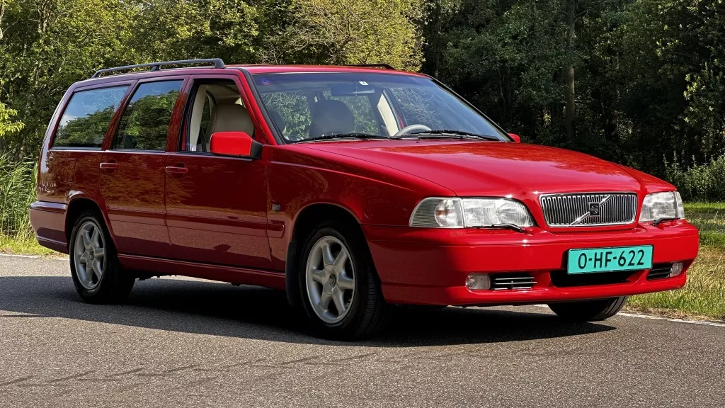 Volvo V70 2.5 - 54000 KM - NETTE STAAT **** Volvo V70 2.5 - 54000 KM - NETTE STAAT ****