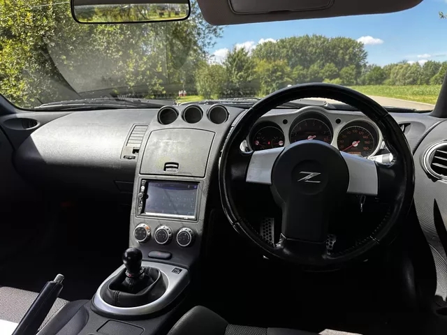 2008 Nissan Fairlady Z JDM car for sale — photo 7 of 25