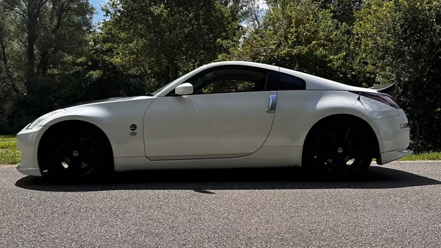 2008 Nissan Fairlady Z JDM car for sale — photo 22 of 25