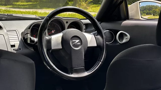 2008 Nissan Fairlady Z JDM car for sale — photo 23 of 25
