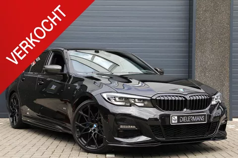 BMW 320i High Executive | Deep Black | M pakket | 20 inch M velgen | M remklauwen | Full LED | Bomvol | Absolute nieuwstaat BMW 320i High Executive | Deep Black | M pakket | 20 inch M velgen | M remklauwen | Full LED | Bomvol | Absolute nieuwstaat