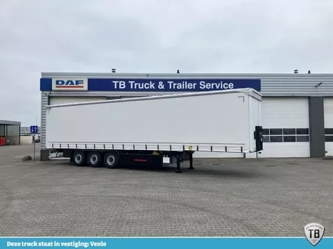K&auml;ssbohrer SCS X+ / 90 - 12 / 27 Schuifzeilen multiplex vloer met palletkist 30 Europallets