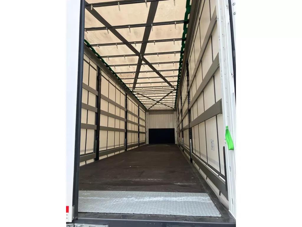 Kässbohrer SCS X+ / 90 - 12 / 27 Schuifzeilen multiplex vloer met palletkist 30 Europallets Kässbohrer SCS X+ / 90 - 12 / 27 Schuifzeilen multiplex vloer met palletkist 30 Europallets