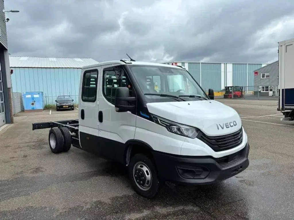 Iveco Daily Electric 42C14DE 74Kw dubbele cabine Iveco Daily Electric 42C14DE 74Kw dubbele cabine