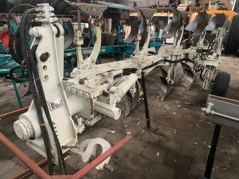 KRAMER ERMO 5 schaar ploeg voor zware grond - 15 cm balk