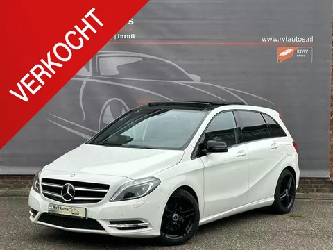 Mercedes-Benz B-klasse 180 Ambition Panoramadak,Xennon,Halfleder,Navi ,Car-pass