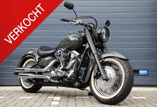 Yamaha XV 1600 Wild Star Custom | Vans &amp; Hines | Vintage Green | Bom en Bomvol