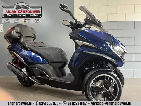 Peugeot Metropolis SW