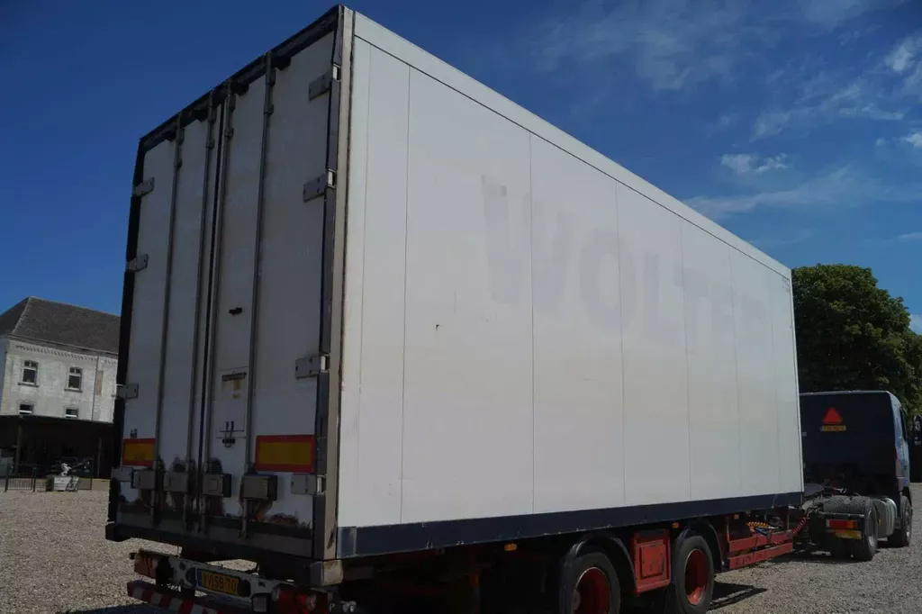 Schmitz Cargobull 2-assige aanhangwagen