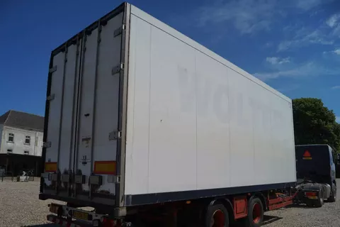 Schmitz Cargobull 2-assige aanhangwagen