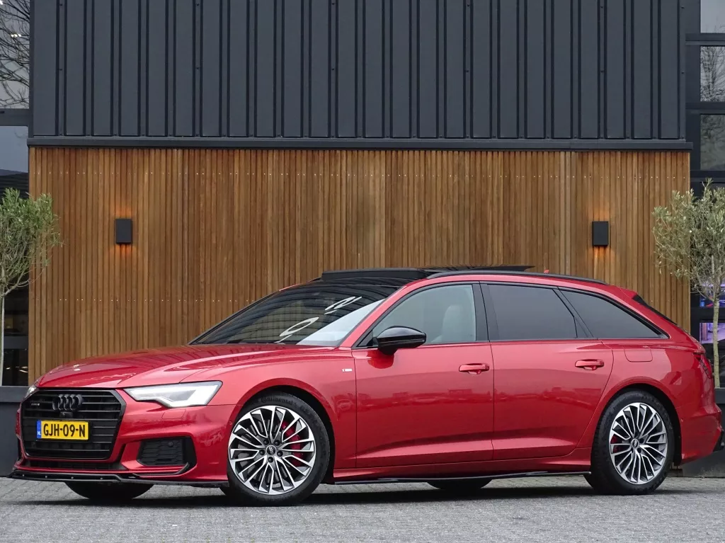 Audi A6 Avant A6 55 TFSI e 367PK / S-ed. Competition / 2021 / LED