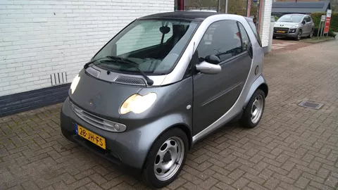 MICRO COMPACT CAR SMART City-coup&eacute; Smart &amp; passion panodak/airco/leer/NAP