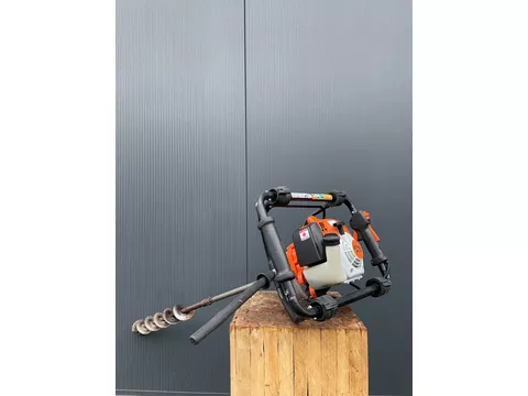 Stihl BT121 2011
