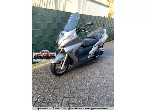 Honda FJBS 600 Silverwing Nieuwstaat