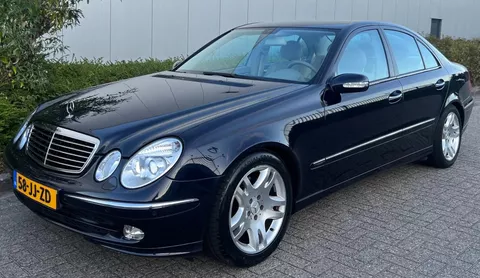 Mercedes-Benz E-klasse 320 Avantgarde 2002 NAP YOUNG TIMER ZEER MOOIE AUTO
