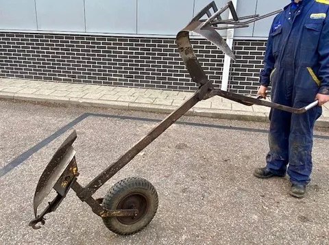 Thilot ROOIPLOEG TYPE L