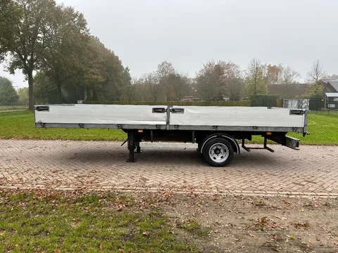 Bunk BE oplegger vlak met luiken 7 ton