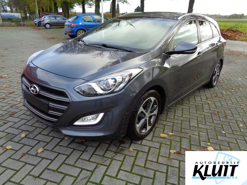 Hyundai i30 Wagon 1.6 GDi Automaat Achteruitrijcamera 1e Eigenaar Hyundai i30 Wagon 1.6 GDi Automaat Achteruitrijcamera