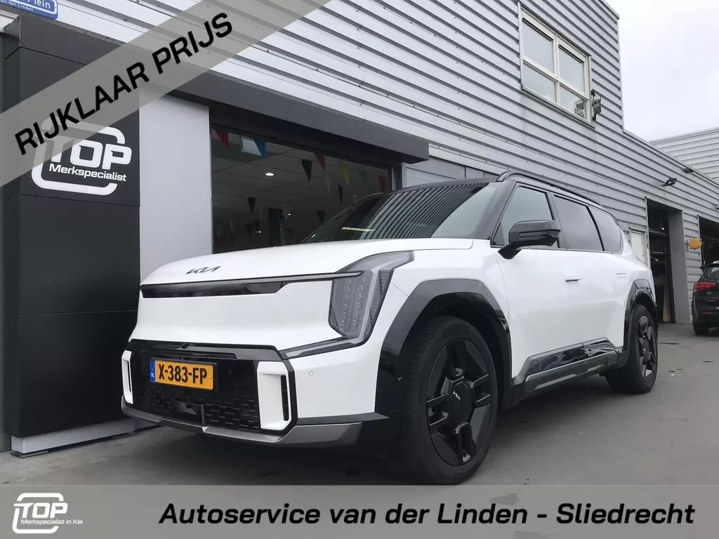 Kia EV9 Launch Edition GT-Line AWD 99.8 kWh Kia EV9 Launch Edition GT-Line AWD 100 kWh