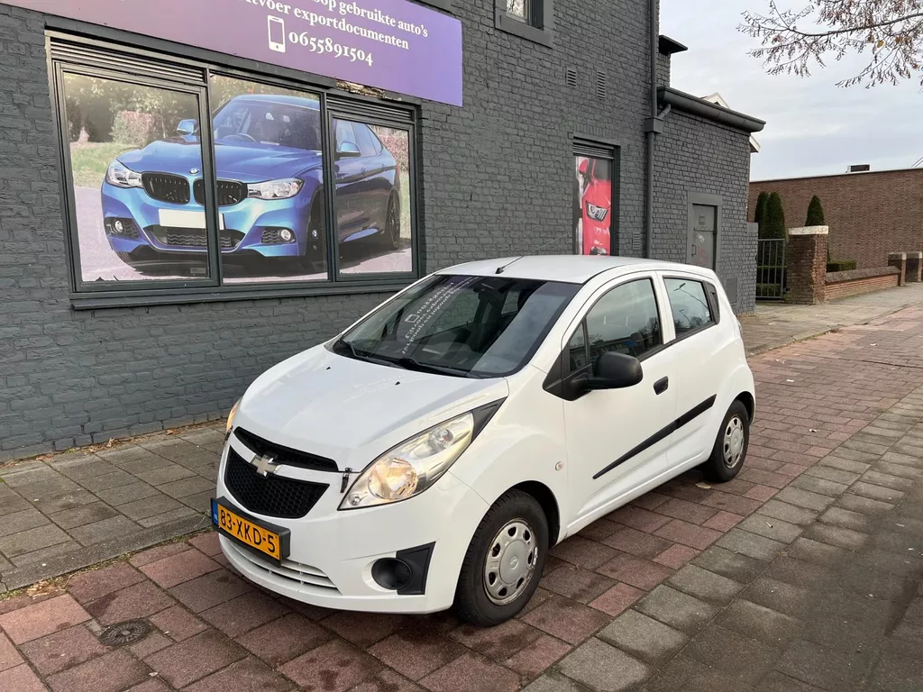 Chevrolet Spark 1.0 16V LS Bi-Fuel bijgeluid in de versnelling