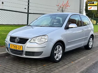 Volkswagen Polo 1.4-16V Optive ECC