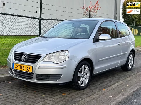Volkswagen Polo 1.4-16V Optive ECC