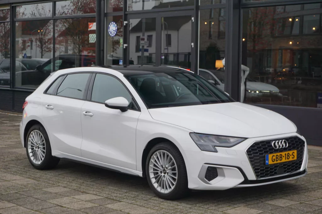 Audi A3 Sportback 35 TFSI Pro Line 150 PK | Apple Carplay | Climate control | Stoelverwarming