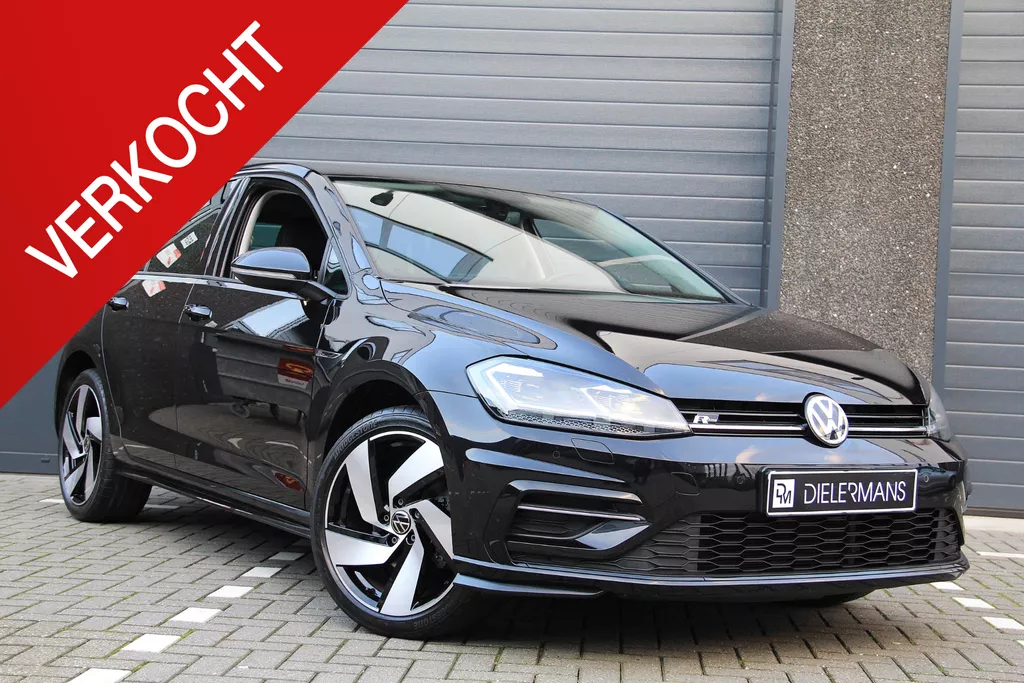 Volkswagen Golf 1.5 TSI Highline Business R Full LED martix | Carplay | Stoelverwarming | Adaptive cruise | Bomvol!
