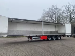 N&auml;rko Narko/Ekri Side loader Thermo King SL400